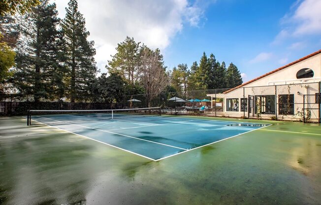 Vercanta Pleasanton | Pleasanton, CA | Tennis Court