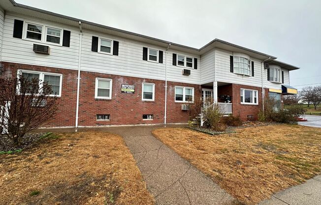 2 beds, 1 bath, $1,450, Unit 291-Apt 6