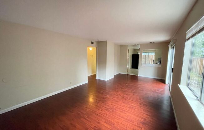 1818-1822 Luby Dr