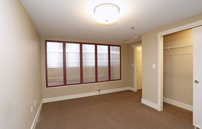 2 beds, 2 baths, 1,110 sqft, $1,880, Unit 306