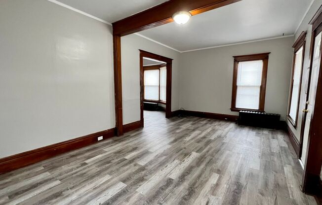 914 Broadway NW- Water included