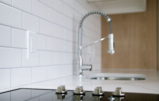 1 bed, 1 bath, 600 sqft, $1,695, Unit 208