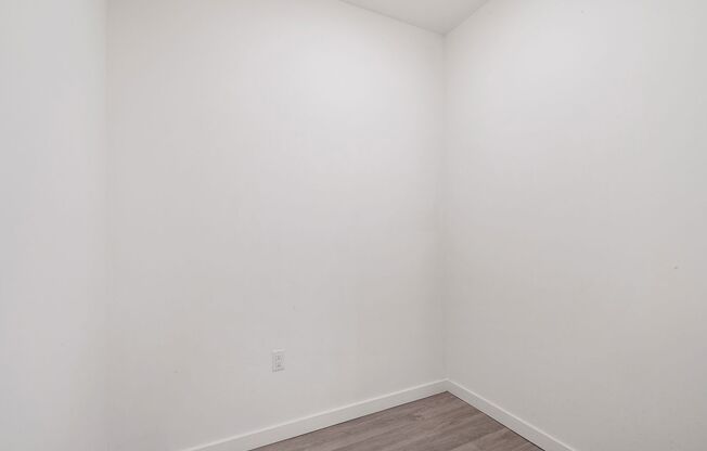 2 beds, 2 baths, 1,167 sqft, $2,950, Unit 434