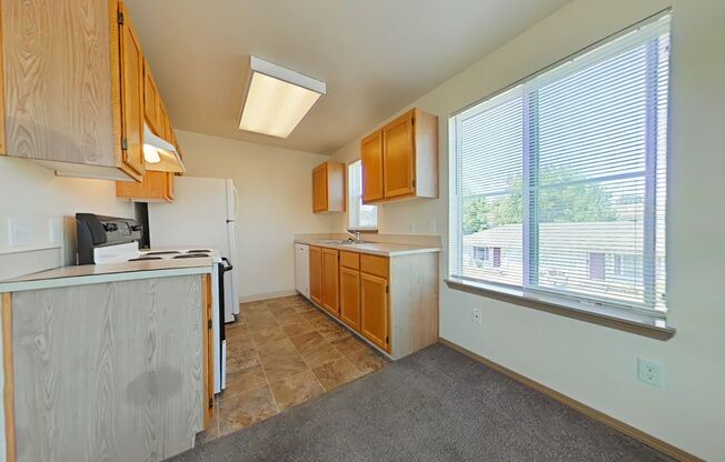 2 Bedroom Apartment ~ Close to Campus