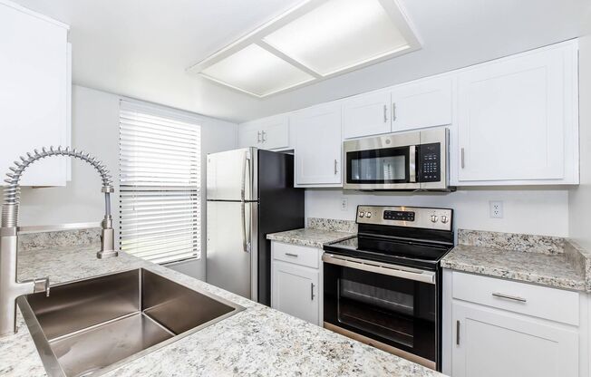 2 beds, 2 baths, 986 sqft, $1,720, Unit 445-132
