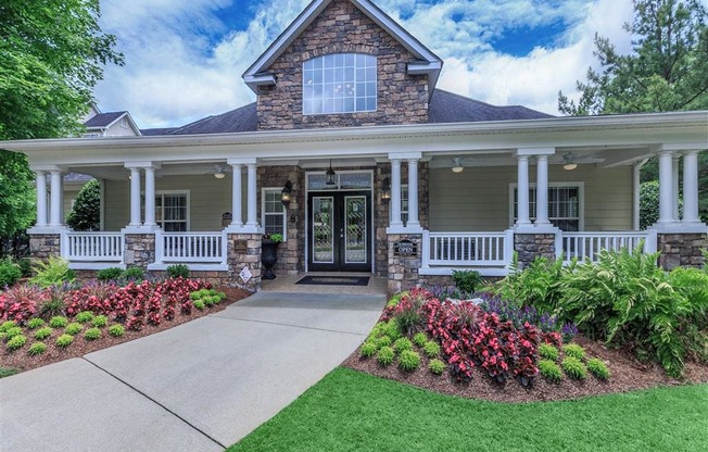 Walden_Crossing_Exterior_2_Canton_GA