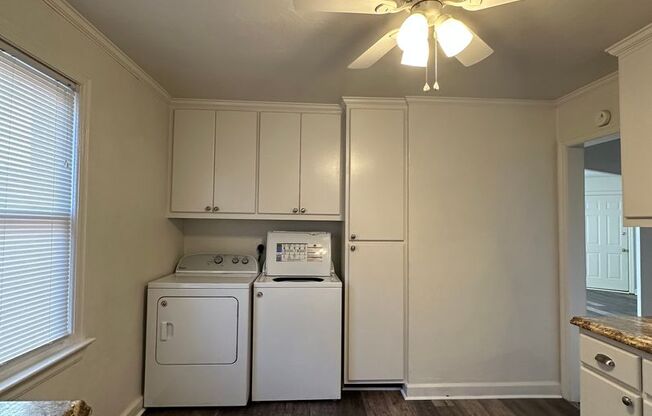 2 beds, 1 bath, $1,475, Unit # 2