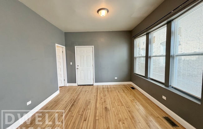 731 N CHRISTIANA