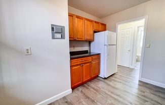 1 bed, 1 bath, 471 sqft, $1,300, Unit 37B1