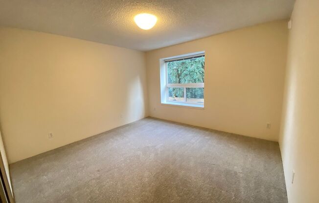 Wellington Square Apartments LLC