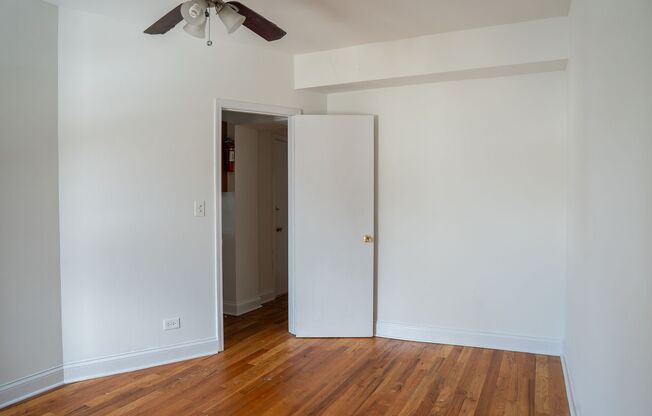 2 beds, 1 bath, 775 sqft, $1,725, Unit 3154-1