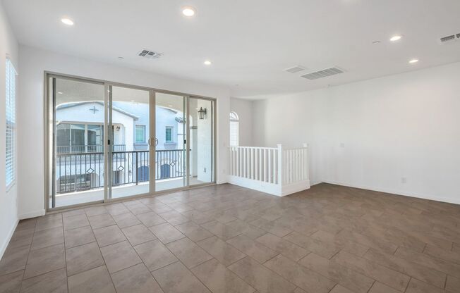Like Brand New Luxurious Modern 3 Bedroom 2 Bath Townhome in Warner Meadow – Rare Rental Opportunity!
