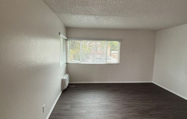 1 bed, 1 bath, 750 sqft, $2,160, Unit 802