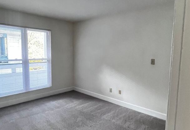 2 beds, 2 baths, 1,037 sqft, $1,825, Unit 808 #3B