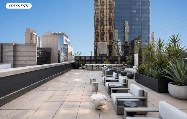 Studio, 1 bath, 575 sqft, $3,895, Unit 6N