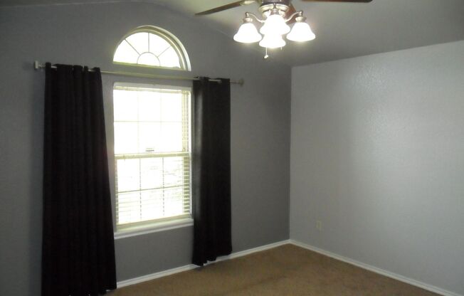 Wonderful 3 bedroom 2 bath 2 car garage close to OU and Weather Center.  Available Now!