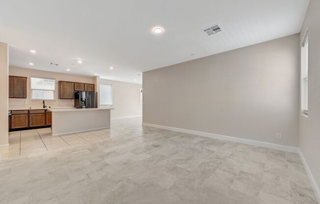 OCTOBER MOVE-IN SPECIAL! MOVE IN NOW & PAY NO RENT UNTIL NOVEMBER 1ST!