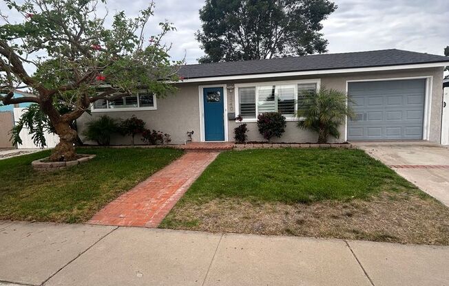 Beautiful 3 Bedroom/2 Bath Single Family Home in Clairemont Mesa! $4,395
