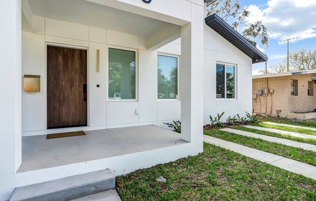 Brand New Construction 3bedroom/2bathroom Home Available Immediately in St Pete!