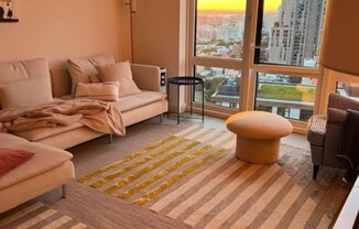 1 bed, 1 bath, $4,655, Unit 2111