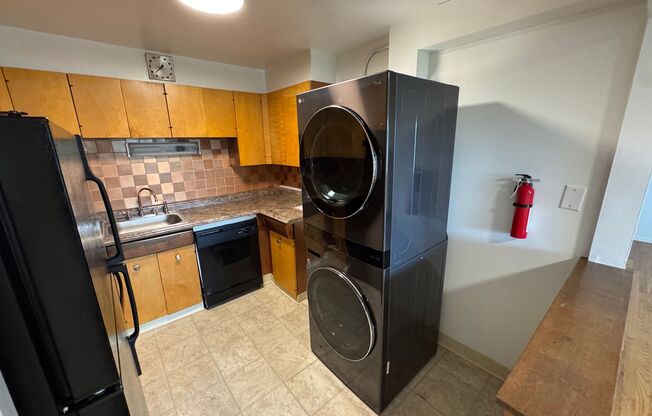 1 bed, 1 bath, 725 sqft, $1,095, Unit Unit 11