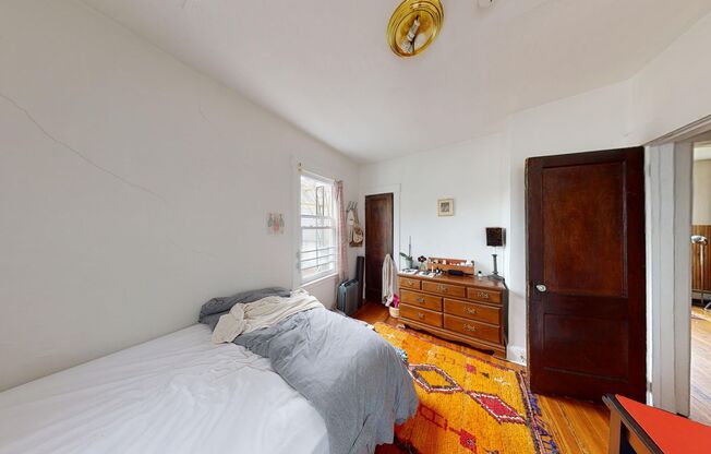 2 beds, 1 bath, $1,995, Unit Unit 2 (1st Fl)