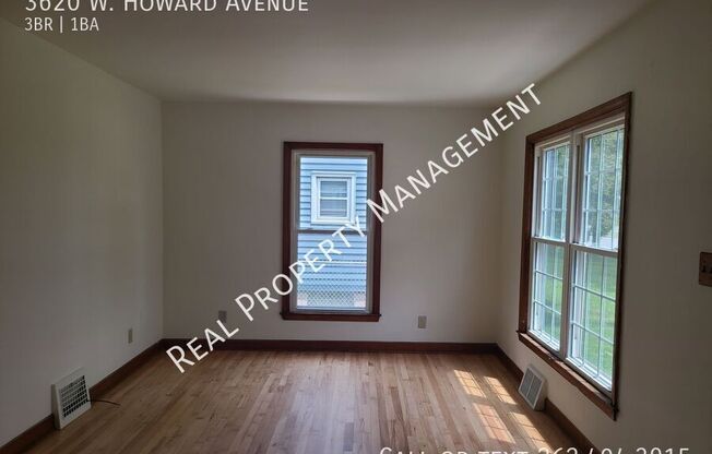 3620 W HOWARD AVE