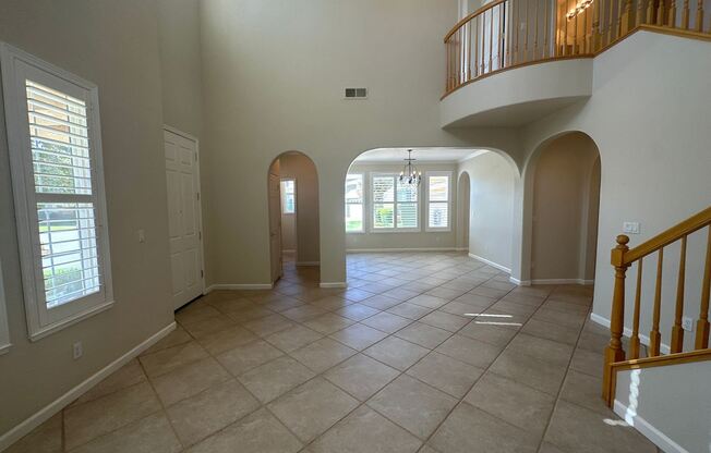3909 Edgeview Court