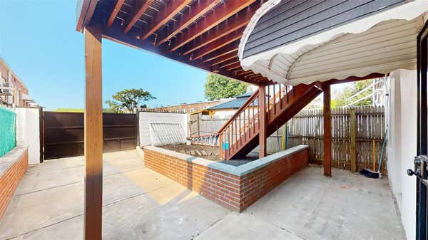 8309 25 AVE