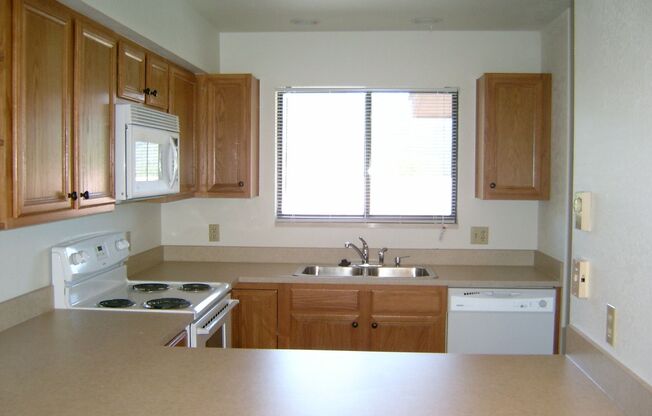 2 Bedroom Condo near Oxbow Park