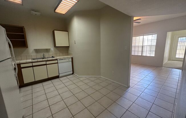 2 beds, 1 bath, $1,350