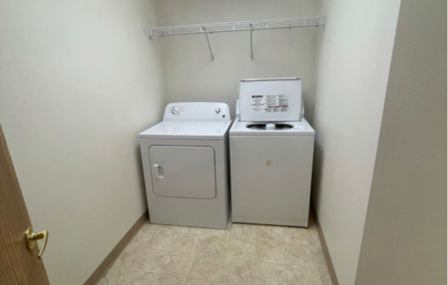 3 beds, 2 baths, 1,200 sqft, $1,400, Unit TE218X-241