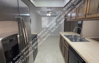 520 N STAPLEY DR