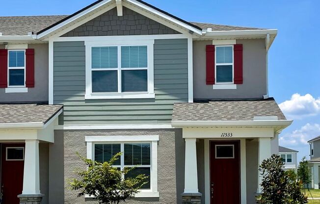 Newer 4 Bedroom, 2.5 Bath Corner Unit Townhome in Lake Nona's Meridian Parks