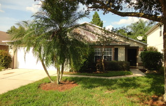 OVIEDO 3br 2ba in WAVERLEE WOODS with Water View!!!