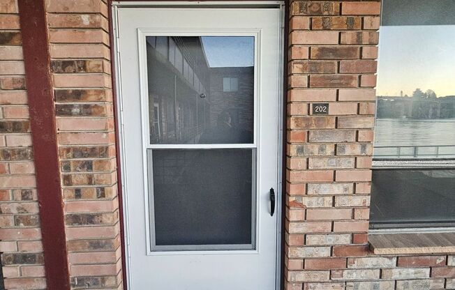 Edgewater Apartments