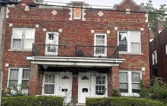 1712 YALE