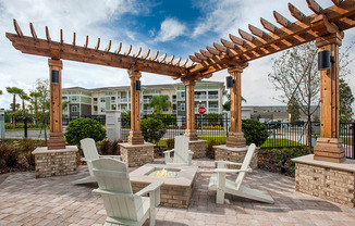 Fire Pit outdoor lounge