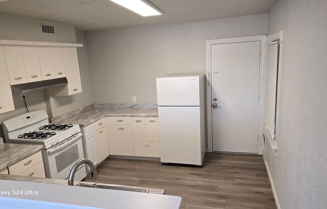 1 bed, 1 bath, $1,500, Unit 130s