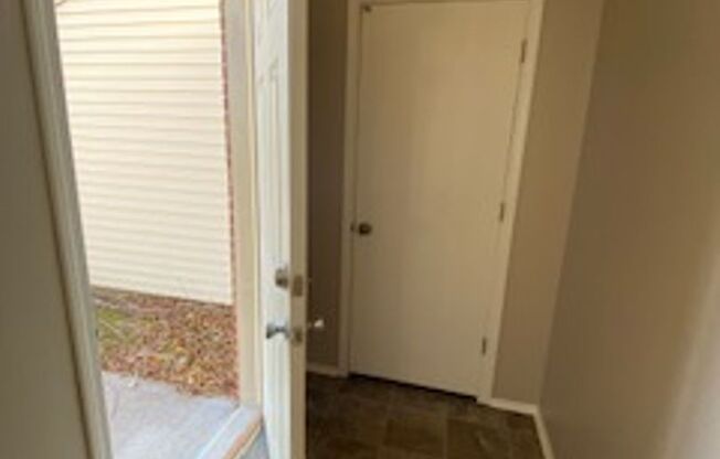 1 bed, 1 bath, 673 sqft, $989, Unit 12748A
