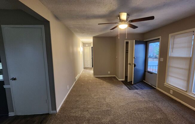 NO SECURITY DEPOSIT for OCTOBER MOVE IN! APPLY NOW 3 Bed 2 Bath 2 Car garage!!