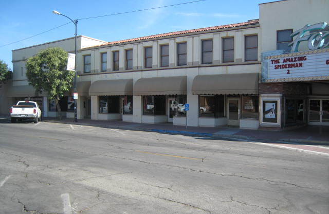 522 Center St #B -- West Valley Real Estate