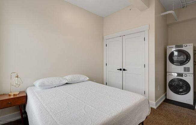 Beautiful Studio and One Bedrooms West Grand Neighborhood