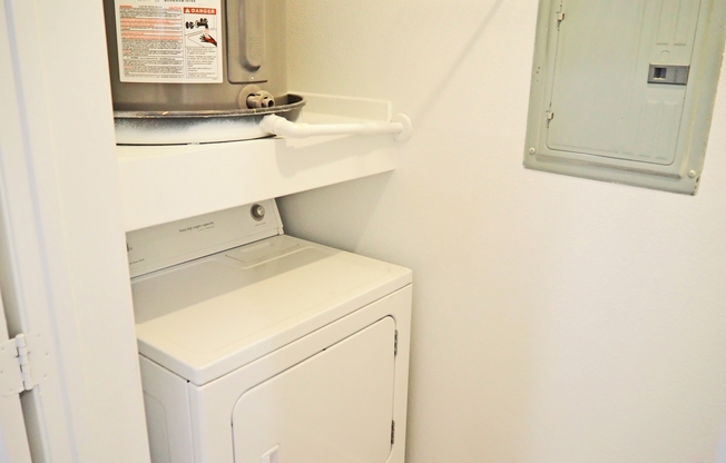 2 beds, 2 baths, 1,317 sqft, $3,300