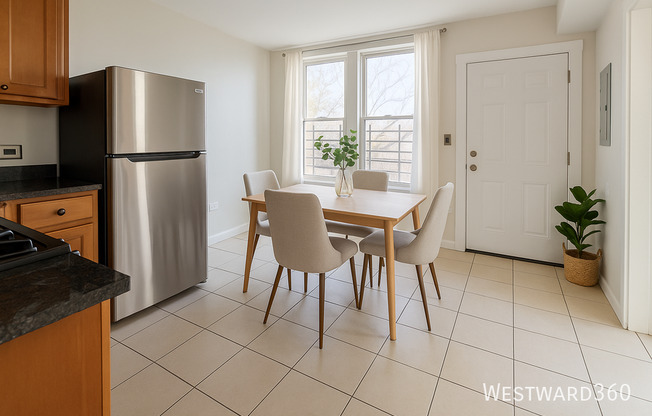 1141 South Francisco Avenue