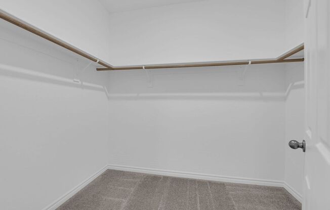 3 bedroom home in gated community! Move in today!