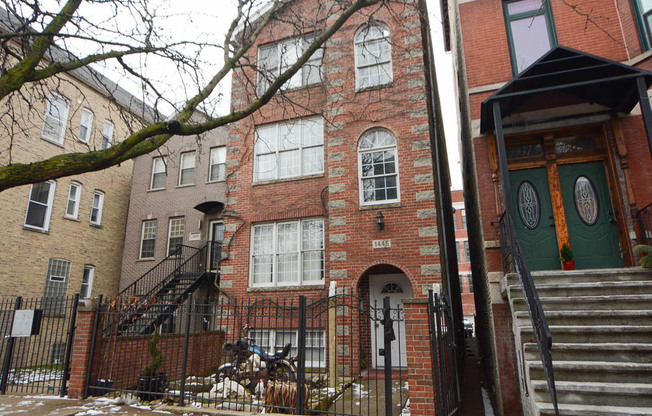 1445 W Cortez St 3