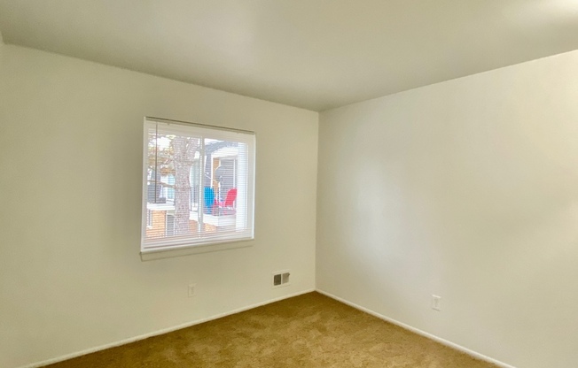 2 beds, 1 bath, 850 sqft, $1,295, Unit 505