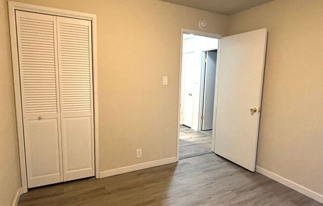 2 beds, 1 bath, 1,000 sqft, $2,995