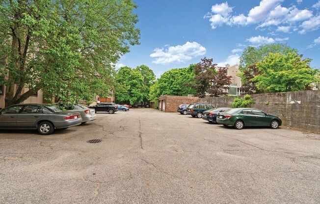 Nice 3 bed in Brookline